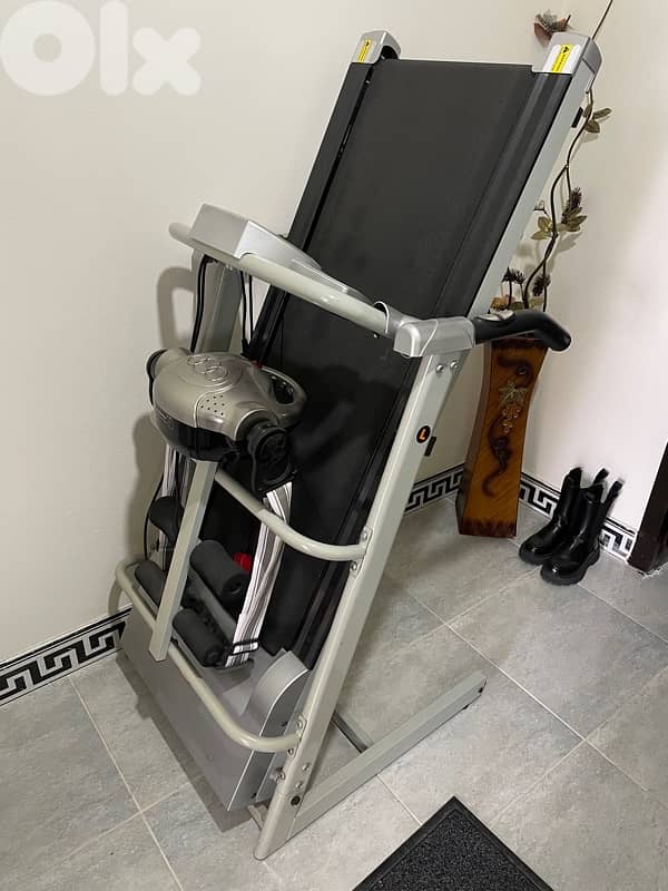 home treadmill with massager 2