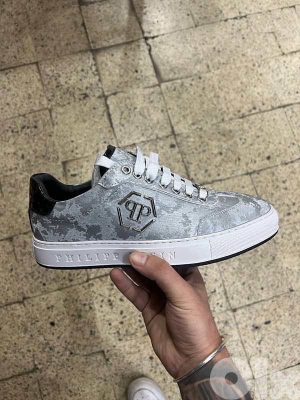 Luxury Sneakers Collection 12