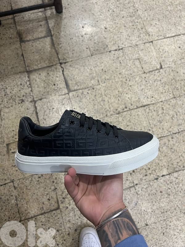 Luxury Sneakers Collection 13