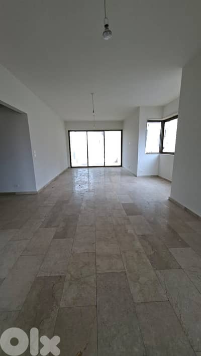 SPACIOUS APARTMENT IN MAZRAA PRIME (180SQ) 3 BEDROOMS , (BTMB-1365)