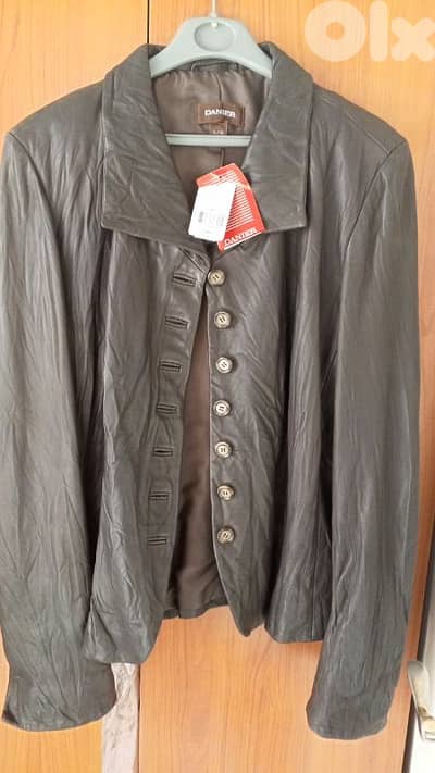 جاكيت بنية جلد أصلي