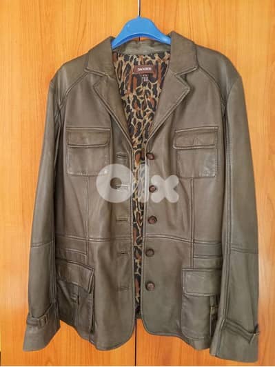 جاكيت جلد أصلي لون  زيتي 44 size