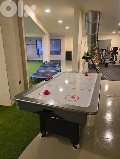 Air Hockey  7ft