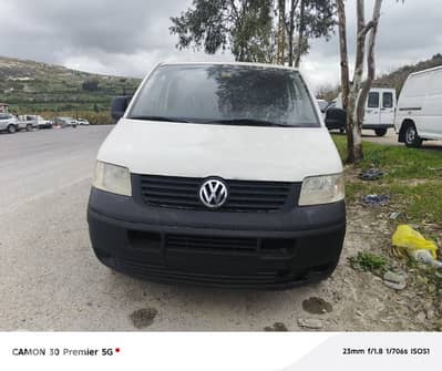 فولكسفاغن أي دي 5 2009