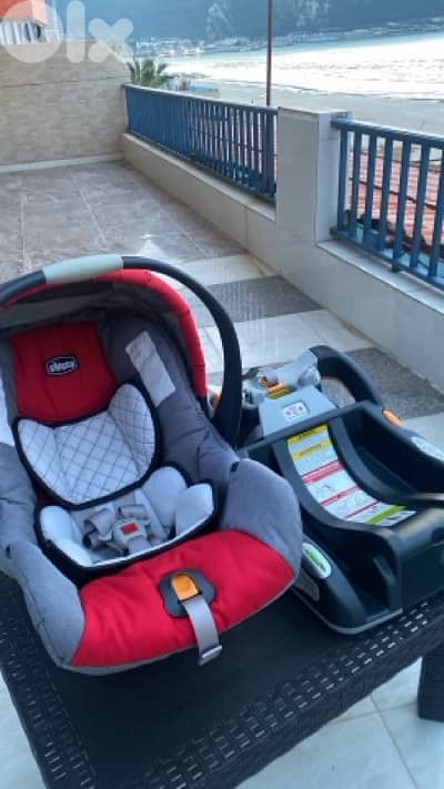 Car seat   Chicco 0+
