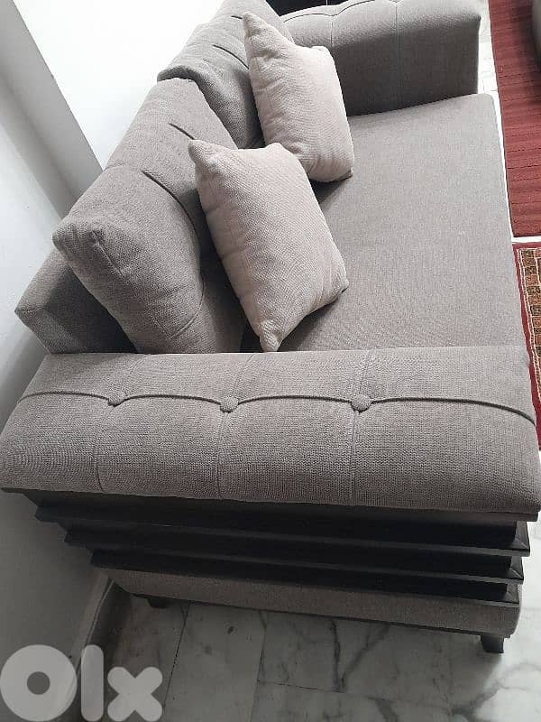 grey sofa 2