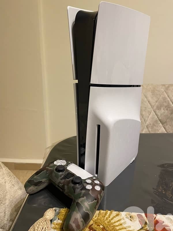 PS5 Disk, Slim , with games 1
