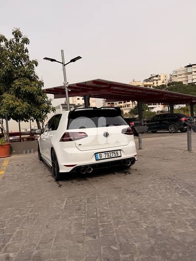 Volkswagen Golf R 2016