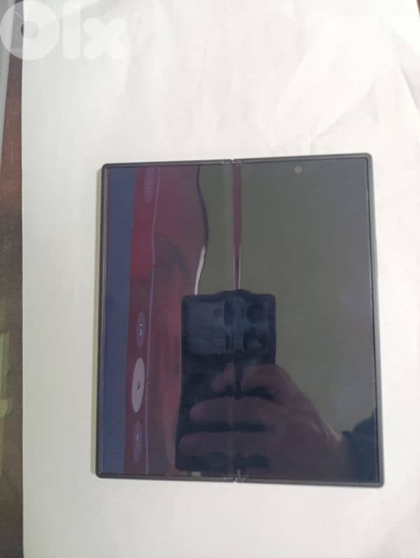 Lightly Used Galaxy Fold 6 4