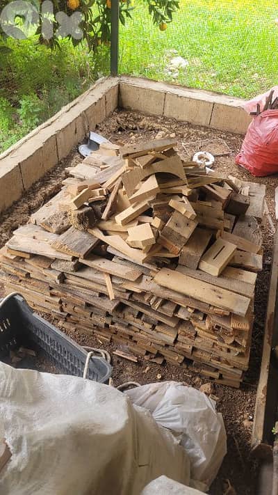 حطب طبليات خشب