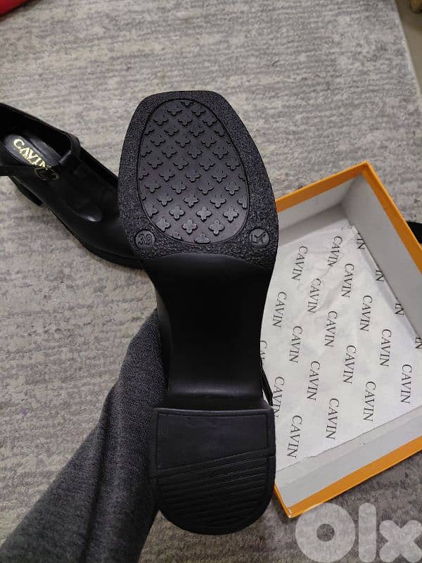 Cavin Signature platform mary janes 1