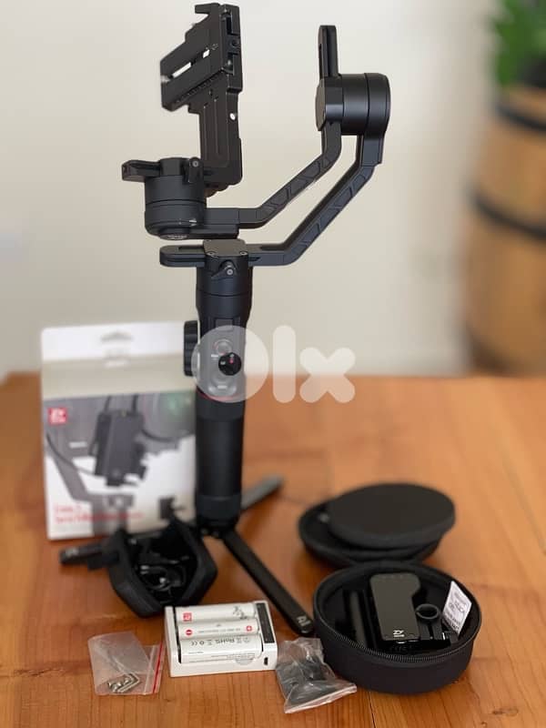 Zhiyun Crane-2 3-Axis Stabilizer with Focus Motor 1