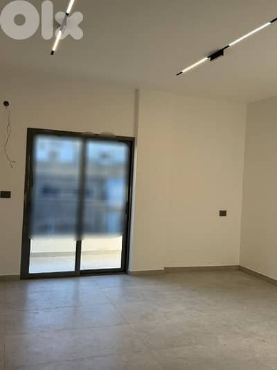 Apartment for sale in jdeideh شقة للبيع في الجديدة