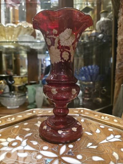 مزهرية أنتيك بوهيمية – Ruby Red Glass Vase