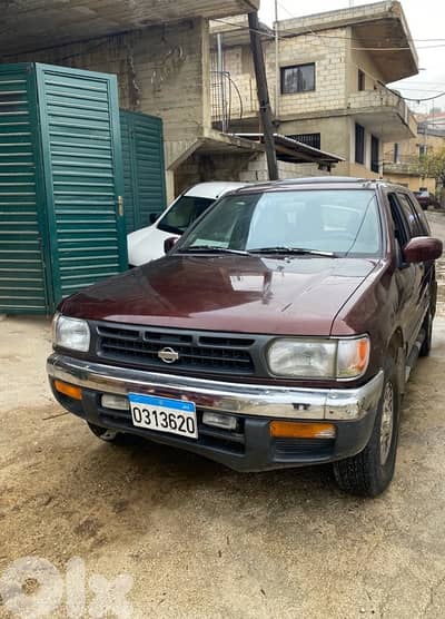 Nissan Pathfinder 1996