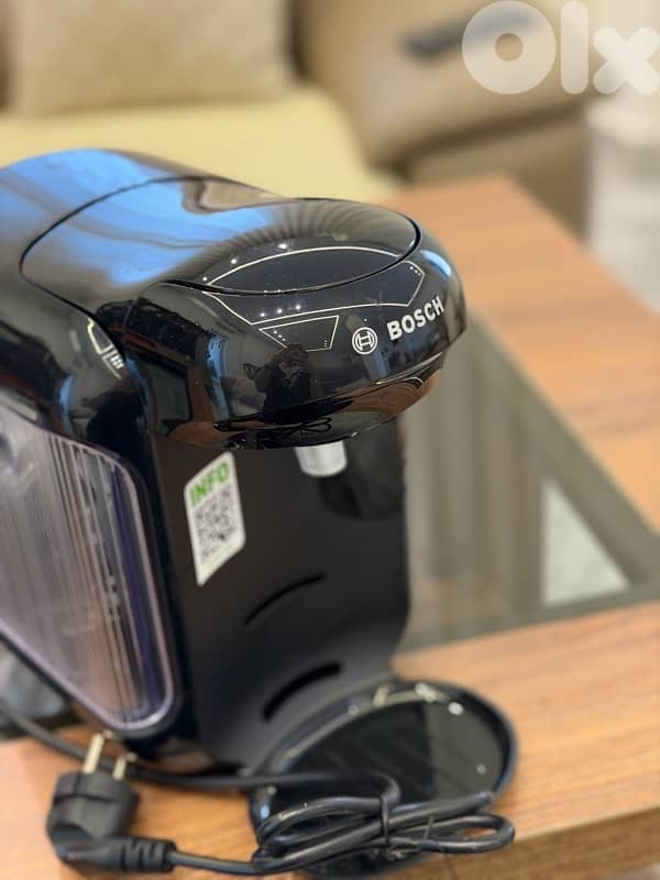Bosch Tassimo single-serve coffee machine 1