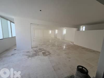 مستوضع صناعي للايجار في المكلس Industrial depot for rent in Mkalles