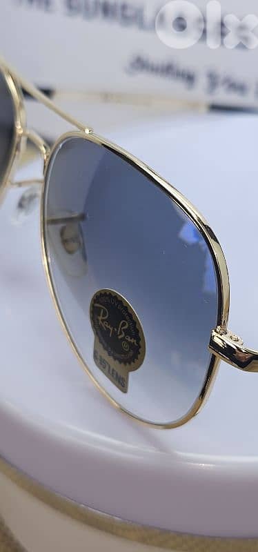 Gradient Blue Ray-Ban Aviator sunglasses