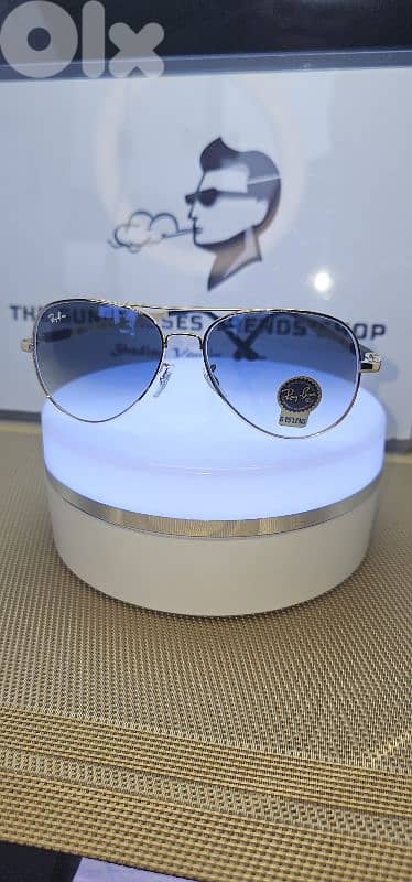Gradient Blue Ray-Ban Aviator sunglasses 3