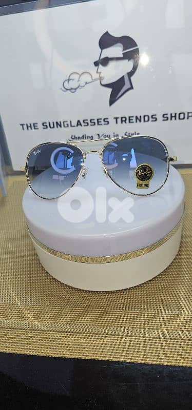 Gradient Blue Ray-Ban Aviator sunglasses 5
