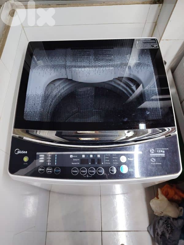 Media Washing machine  12kg 1
