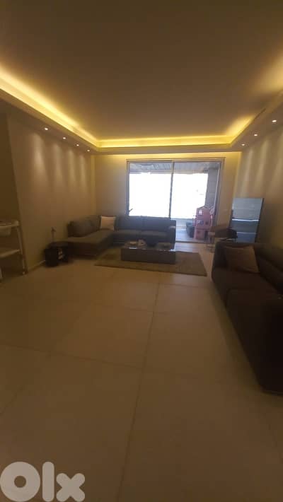 SPACIOUS APARTMENT IN ACHRAFIEH PRIME (160SQ) , (AC-630)