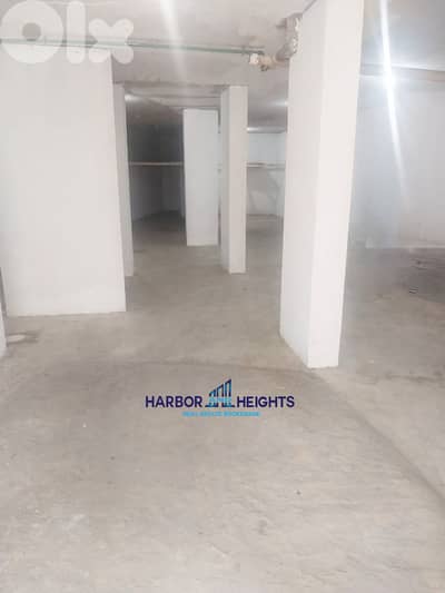 Warehouse for Rent in Haret Sakher مستودع للإيجار في حارة صخر