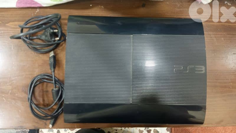 ps3 super slim 300 gb 3