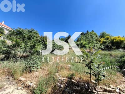 L18024 - 2,195 SQM Land For Rent On Faytroun Highway