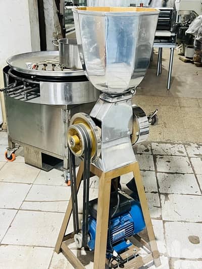 مطاحن كشك مقاس ١٤جديد مع طقم زيادة بسعر ممتاز