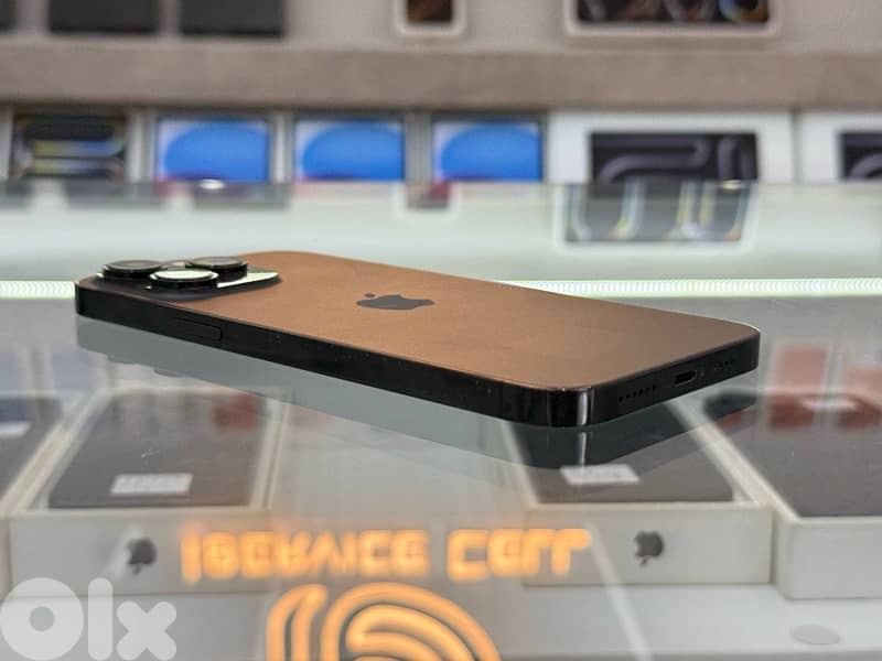 Available Iphone 14 Pro Max 1 Tb Super Clean in excellent condition 3