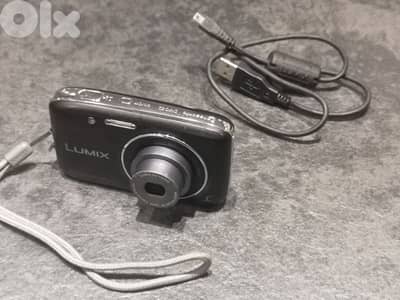 Panasonic lumix DMC-S2 digital, camera like new