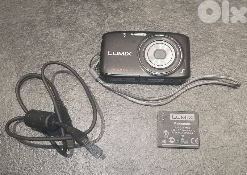 Panasonic lumix DMC-S2 digital, camera like new 3
