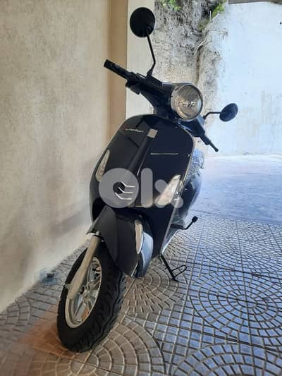 Electric Vespa motor like new