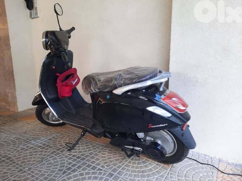 Electric Vespa motor like new(kermal 2il si3ir 2akeed byitzabat) 1