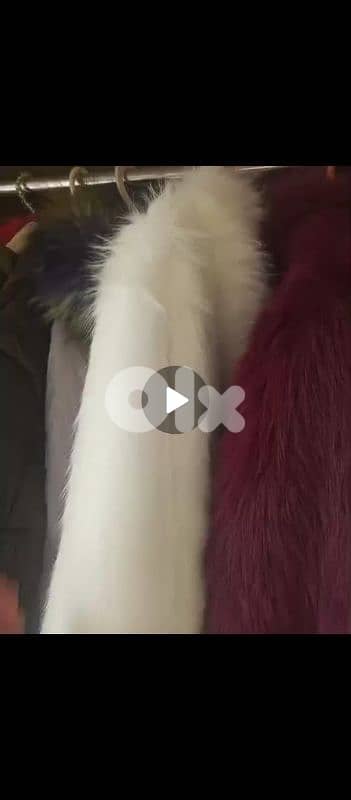 New. White and bordeaux. 2