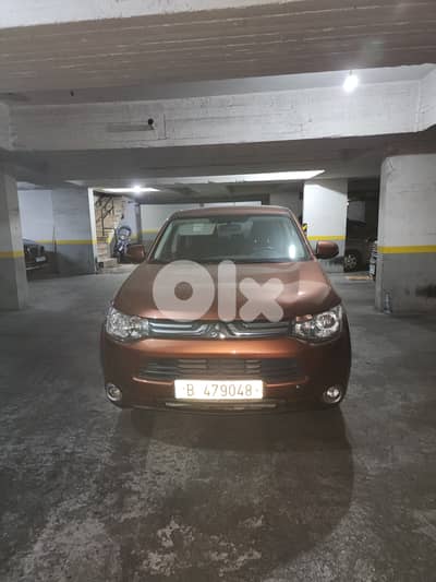 Mitsubishi Outlander 2014