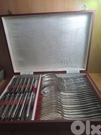 36 pieces set , 1960's, vintage , still. in excellent condition