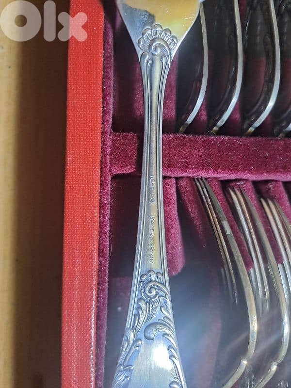 26 pieces set of knives and forks 1970's 3