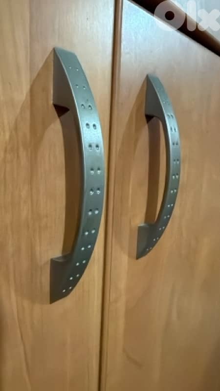 2 Beds Bedroom Set + Wardrobe + Study Desk | Excellent Condition 1