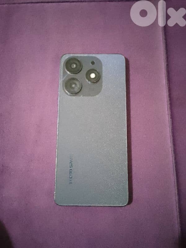 spark 10 pro like new 1