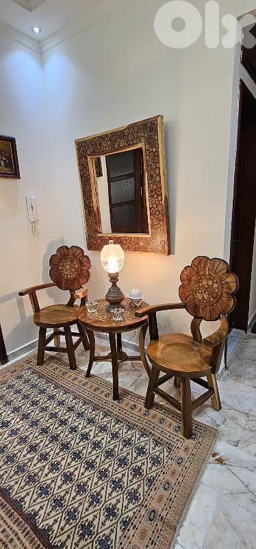 Hand-Carved Flower Power Table Set 1