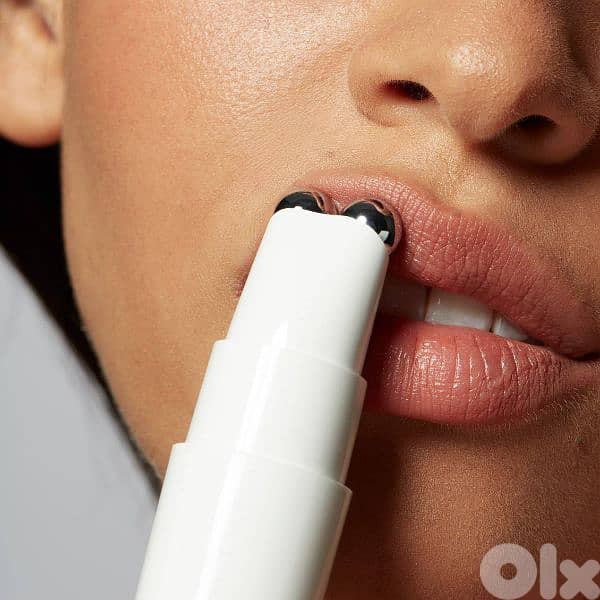 Nuface FIX pen for facial fine lines 4