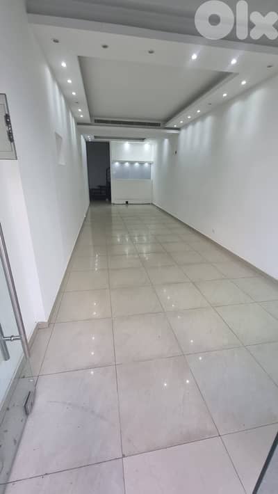 GMC455R Shop for sale in Zalka - محل للبيع في الزلقا