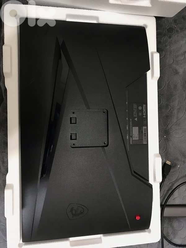 MSI G244F E2 8