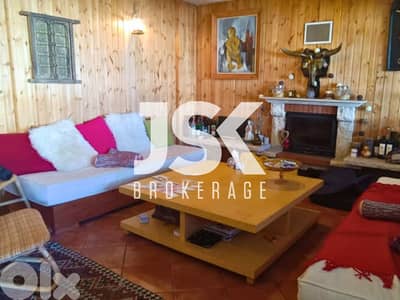 L16164 - Decorated & Furnished Chalet With Garden For Sale in Plateau