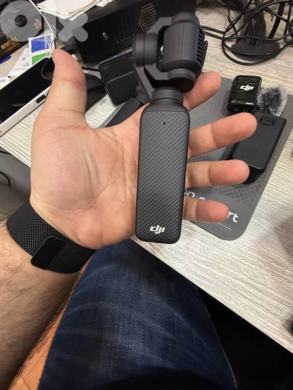 DJI Osmo Pocket 3 Creator Combo – Compact Camera + Creator Kit 1