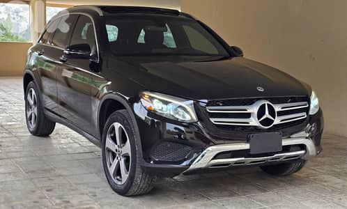 MERCEDES-BENZ GLC 2018 4MATIC!! SUPER CLEAN!