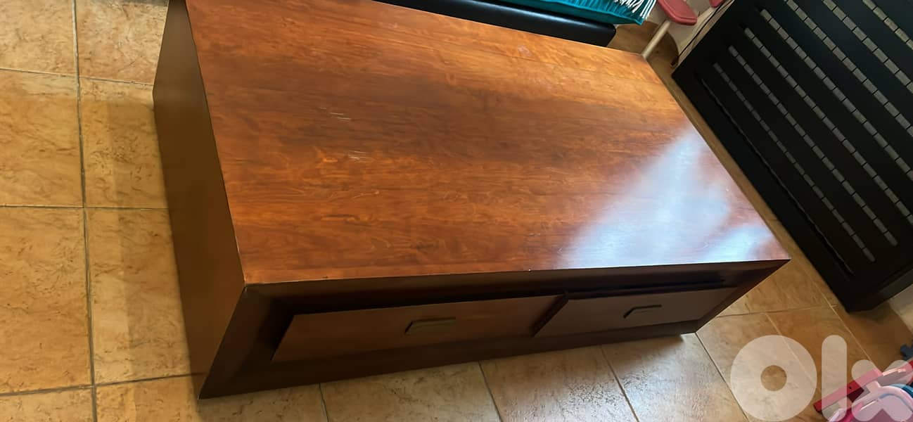 Wooden coffee table 6