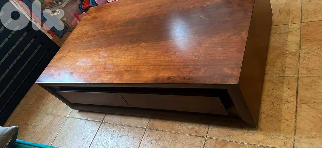 Wooden coffee table 8